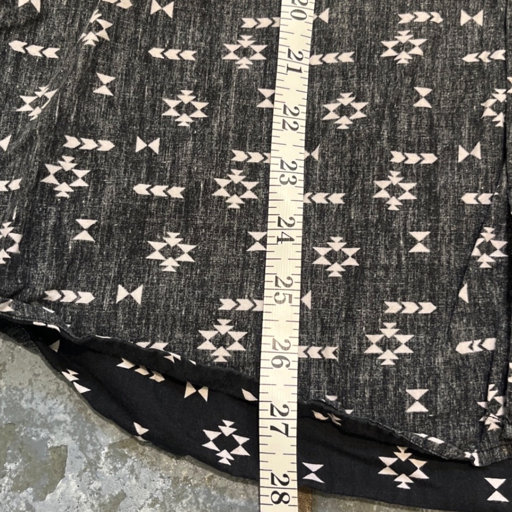 Shouthouse Mens Sz L Faded Black Aztec Geometric Print Cotton Button Down Shirt - Picture 6 of 7